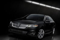 リンカーンから新型高級セダン「MKS」登場