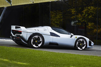 フェラーリが往年の名車「F40」をイメージしたワンオフモデル「SC40」を発表の画像