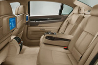 BMW、次期7シリーズの写真＆概要を発表の画像