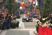 【Movie】日本初、F1が商店街を走行の画像