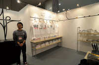 Tシャツは全部で14種類。ほかにバッグやカトラリーなども。