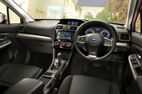 「インプレッサスポーツ2.0i EyeSight Proud Edition」のインテリア。（写真のカーナビはディーラーオプション）