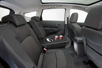 日産が7人乗りの「キャシュカイ＋2」を発表の画像