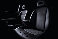 「20GT」にも標準装備された防水シート。