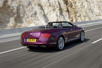 オープン化に伴う犠牲はなしに高い完成度を誇る新型「GTC」。2012年春頃上陸の予定。