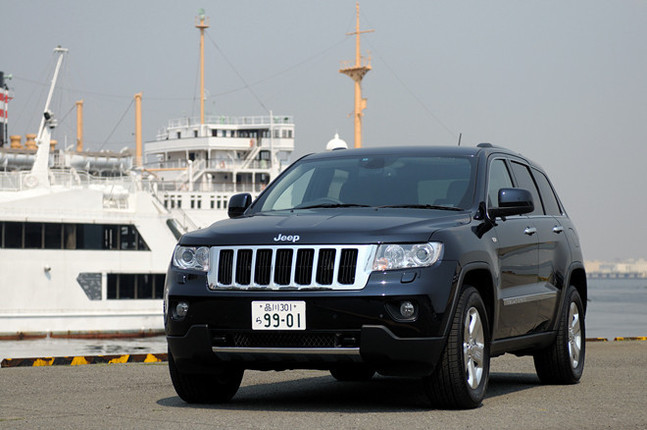 【スペック】全長×全幅×全高＝4825×1935×1770mm／ホイールベース＝2915mm／車重＝2200kg／駆動方式＝4WD／3.6リッターV6DOHC24バルブ（286ps/6350rpm、35.4kgm/4300rpm）／価格＝498万円（テスト車＝523万円／クォドラリフトエアサスペンション＝25万円）