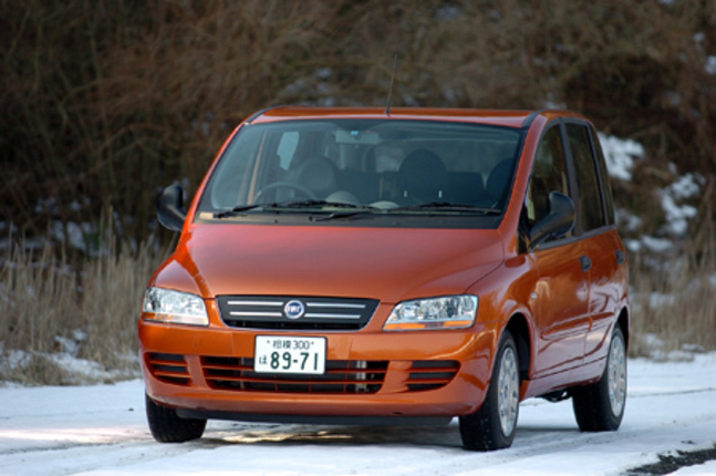【スペック】全長×全幅×全高＝4095×1875×1670mm／ホイールベース＝2665mm／車重＝1390kg／駆動方式＝FF／1.6リッター直4DOHC16バルブ（103ps/5750rpm、14.8kgm/4000rpm）／価格＝262万3950円（テスト車＝同じ）