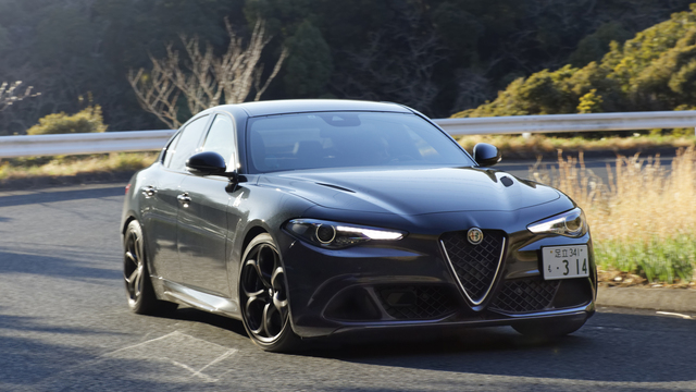 CAR GRAPHIC』4月号発売 「アルファ・ロメオ・ジュリア」日本上陸