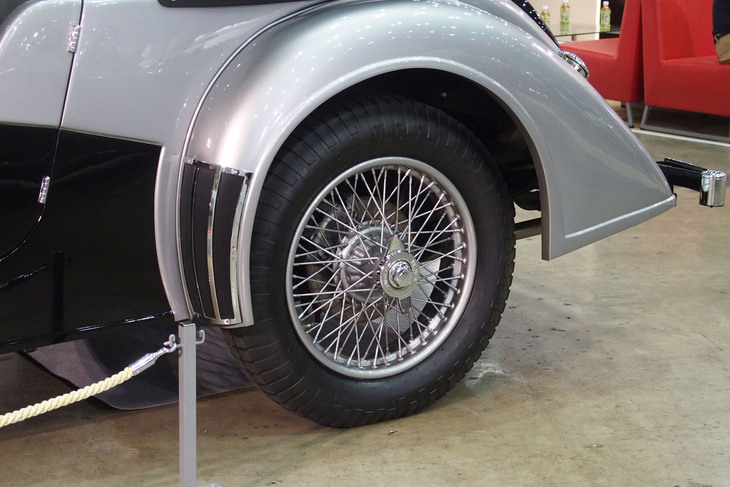 アルヴィス4.3リッター ヴァンデンプラ ツアラー（コンティニュエーションモデル）