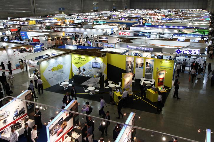 パシフィコ横浜の1F展示ホールをすべて使った会場風景。