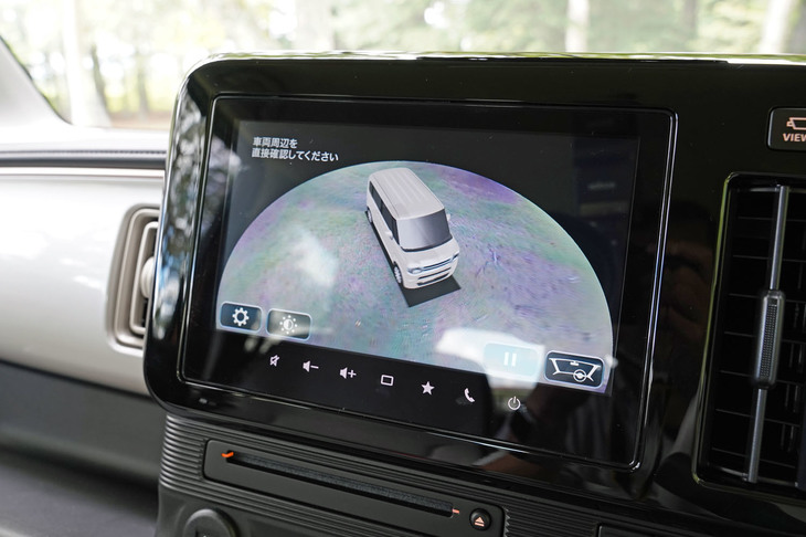 スズキ・ワゴンRスマイル ハイブリッドX（全方位モニター）