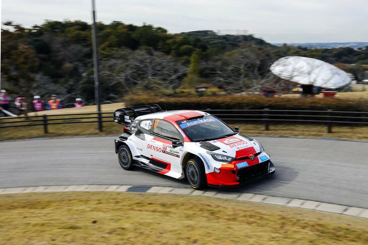 ラリージャパンを含め、今年は8戦に参戦したセバスチャン・オジェ。荒れたコンディションのラリーできっちり2位に入るあたりはさすが。8度の世界チャンピオンはダテじゃありません。