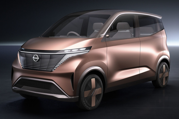 「有明エキシビション」には日産、ホンダ、スズキ、三菱、レクサス、マツダに加えて、メルセデス・ベンツやルノーといった海外ブランドが出展。写真は日産が世界初公開する予定のコンセプトカー「日産IMk」。4階にはパーツサプライヤーもブースを出展する。