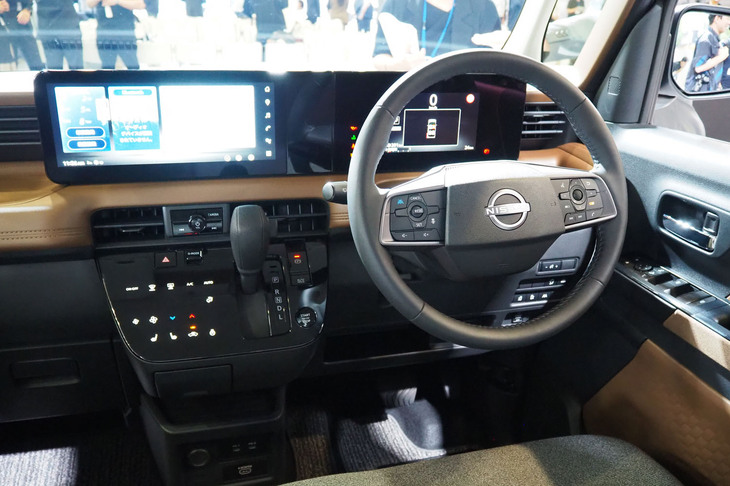 日産ルークス ハイウェイスター（ステアリングホイール）