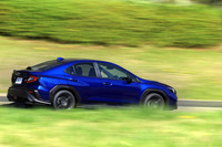 今のところ「WRX S4」のみがラインナップされる新型「WRX」。日本仕様のトランスミッションはCVTのみだが、米国仕様には6段MTも用意されている。