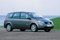 ルノーの7人乗りマルチパーパスビークル「グラン セニック」発売