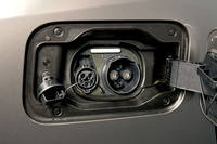 トヨタ・ヴェルファイア エグゼクティブラウンジ プラグインハイブリッド（後編）の画像