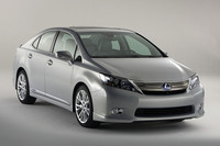 レクサス初のハイブリッド専用モデル「HS250h」を披露【デトロイトショー09】