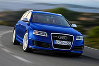 「アウディRS 6アバント」