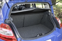 ルノー・メガーヌRS（FF/6MT）【ブリーフテスト】の画像