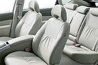 ハイブリッドをさらにアピール、「トヨタ・プリウス」マイナーチェンジの画像