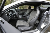 「マリナー・ドライビング・スペシフィケーション」が標準設定される「GTスピード」のインテリアは、シートなどにダイヤモンドキルト仕上げが施される。