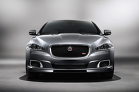 「ジャガーXJR」
    