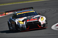 GT300クラスを制した、No.3 B-MAX NDDP GT-R（星野一樹／ヤン・マーデンボロー）。