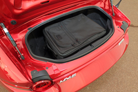 2人向けならトランク容量はこれで十分か。