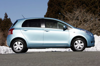 写真の1.0Fは、標準ホイール装着車（A）