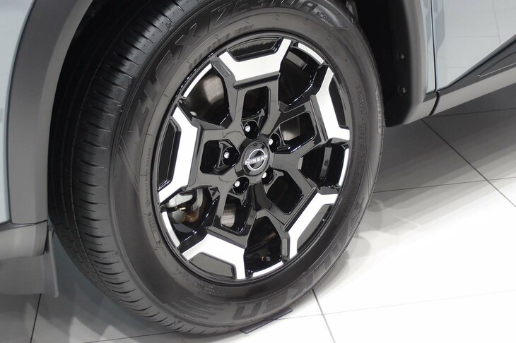 日産エクストレイルX e-4ORCE エクストリーマーX（フロントホイール）