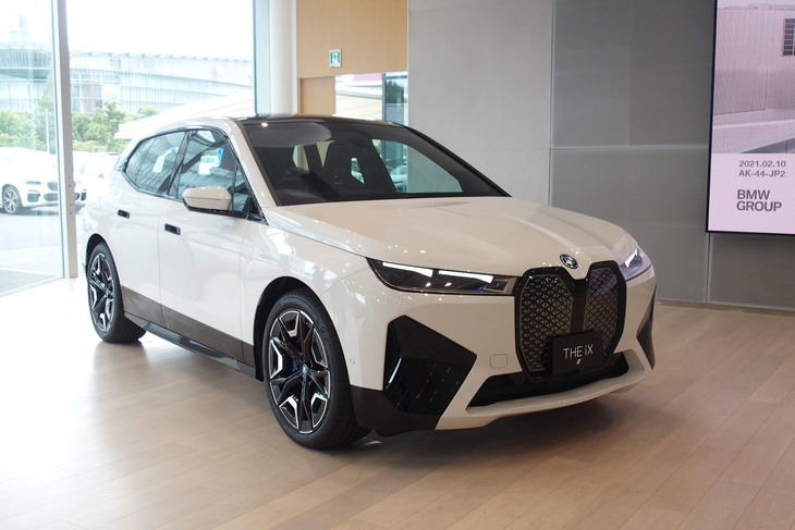 BMW iX（エクステリア）