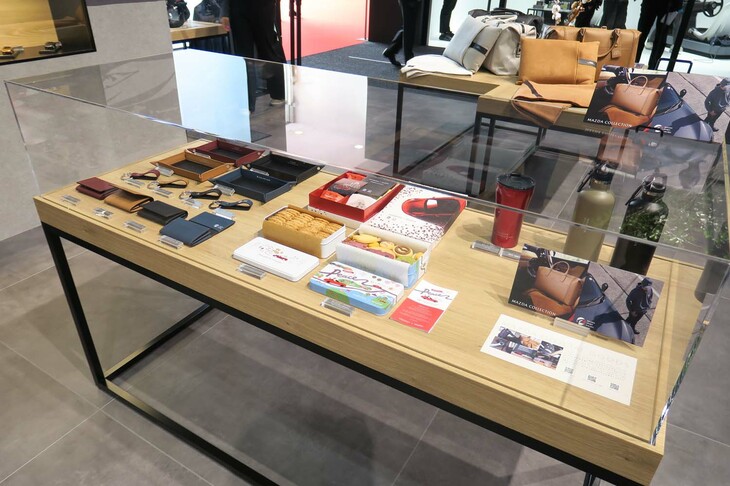 ジャパンモビリティショー2023におけるマツダブースの様子。