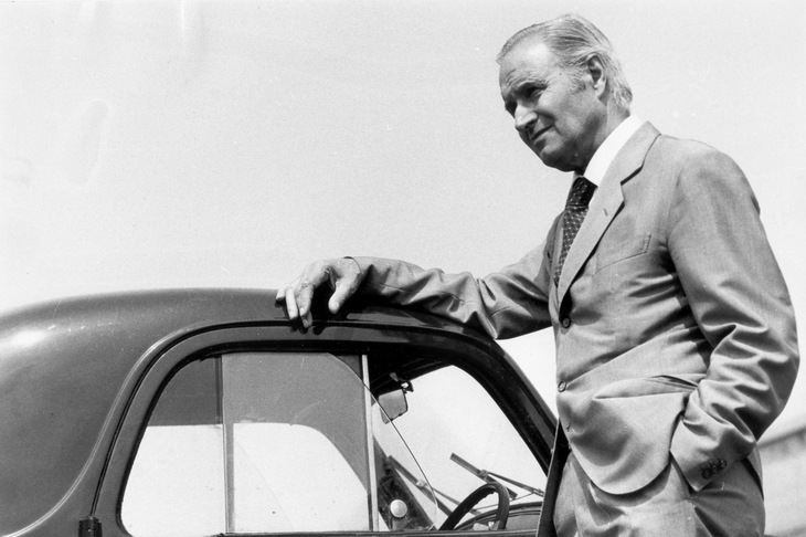ジウジアーロ氏を自動車の世界に引き込んだ、フィアットのダンテ・ジアコーサ。（1905-1996年）