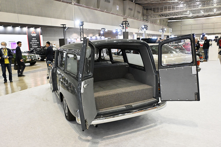 メルセデス・ベンツ180コンビ（1955年）／シルバースター