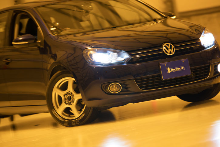 「X-ICE3＋」は日本で研究開発され、日本でテストされたスタッドレスタイヤ。生産は中国で行われ、日本と中国で販売されるという。