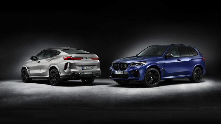 「BMW X6 Mファーストエディション」（左）と「X5 Mファーストエディション」（右）。