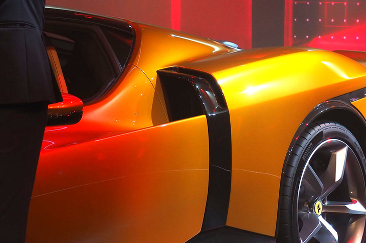 フェラーリ849テスタロッサ（リアフェンダー）