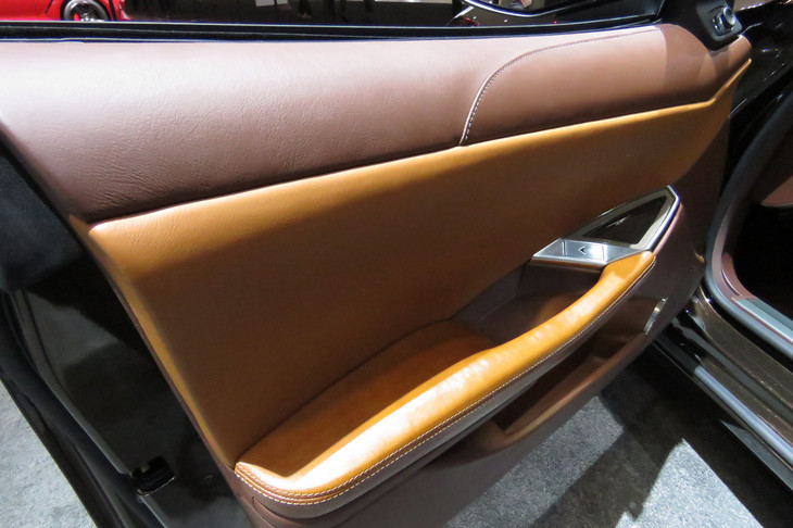 カルマ・レヴェーロ（ドアインナーパネル）