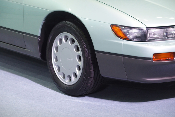 日産シルビア（1988年）