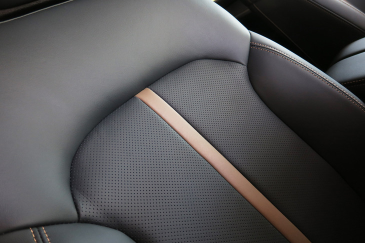 マツダCX-60 XDエクスクルーシブモード（フロントシート）