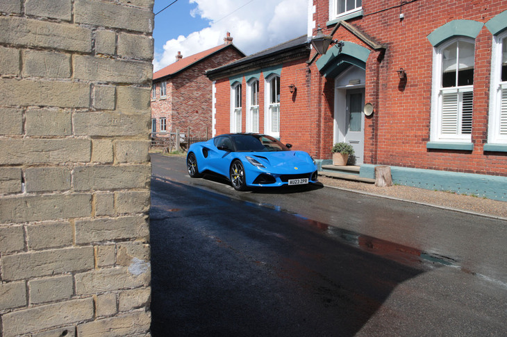 ロータス・エミーラ ファーストエディション