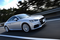 アウディTTクーペ2.0 TFSIクワトロ