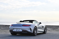 今回は230kmあまりを走行し、燃費の総平均は5.8km/リッター（満タン法計測）となった。燃料タンク容量は75リッター。