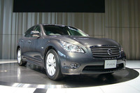 日産フーガ