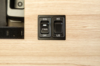 停車時に使える換気システムを装備。強弱をコントロールできる。