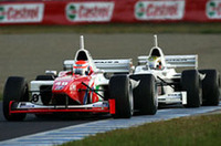 
	熾烈な2位争いを演じたライアン（手前）とロッテラー（奥）。チャンピオンを争う両雄だ。
	 