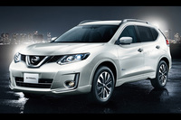 「日産エクストレイル モード・プレミア ハイブリッド」
