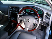 トヨタ・アリストS300ウォルナットパッケージ(5AT)【ブリーフテスト】の画像