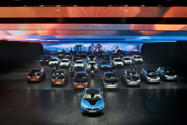 BMW iブランドが本格始動。「i8」と「i3」の量産型がお披露目された。